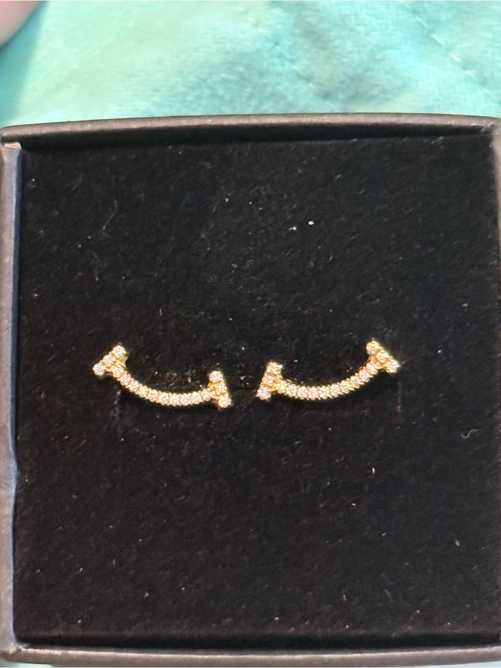 AUTHENTIC Preloved TIFFANY & CO. T Smile Mini Earrings in K18 YG W/Diamonds